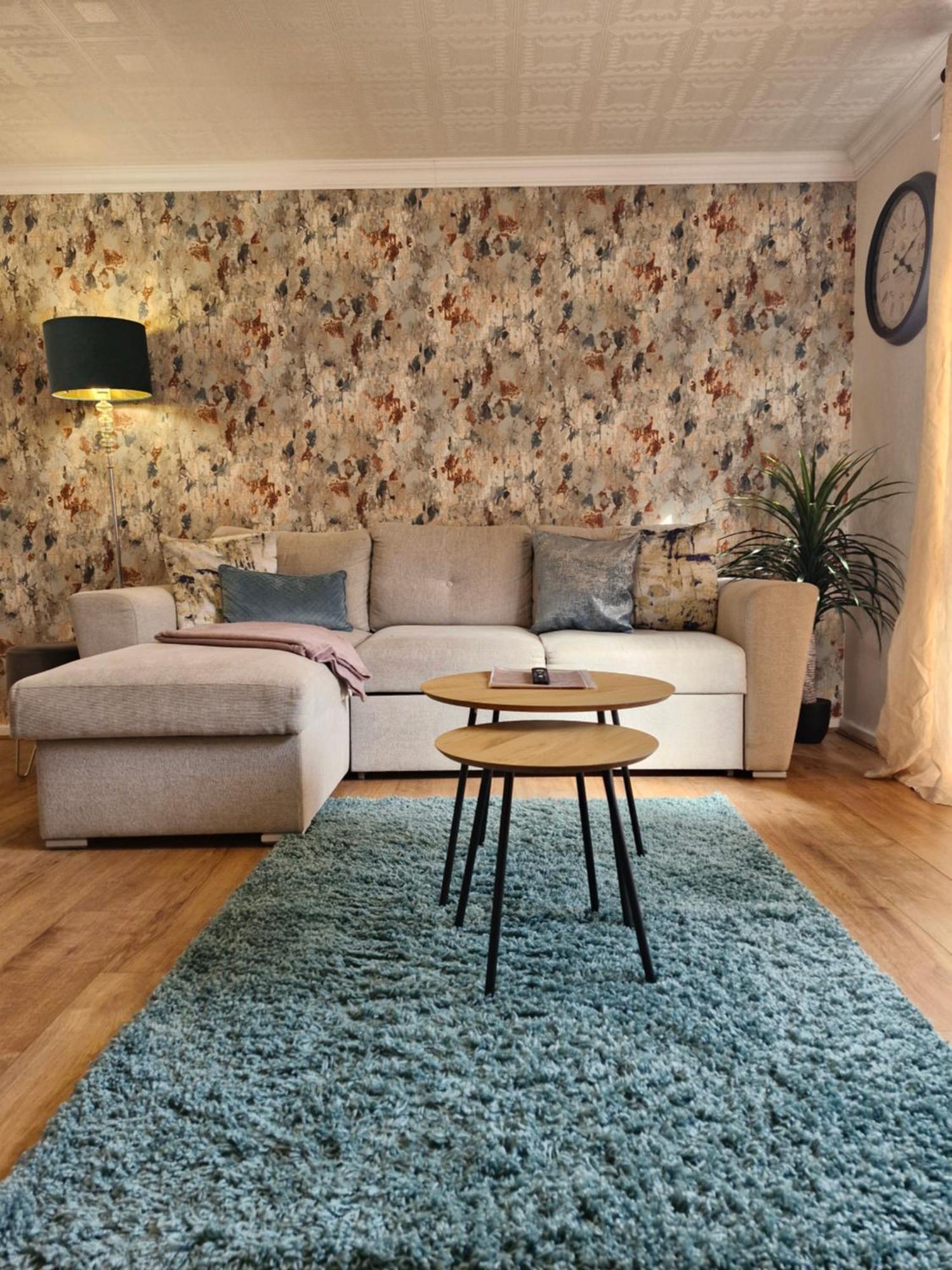 Lovely 2-Bed House In The Heart Of Woodhouse Leeds Leeds  Exterior foto